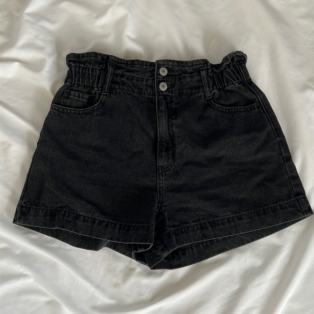 Black Paperbag Highwaisted Shorts